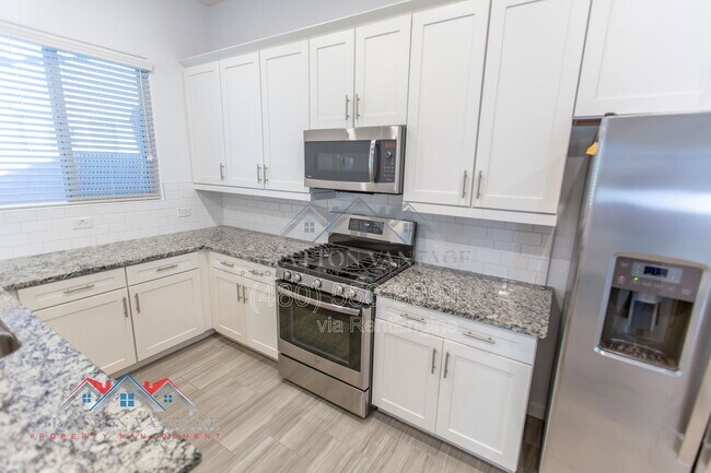 Building Photo - 22327 E Desert Spoon Dr