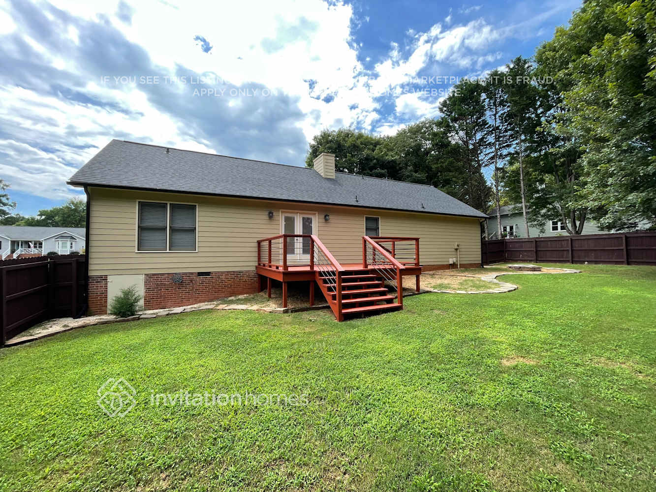 Building Photo - 158 Creek Haven Dr