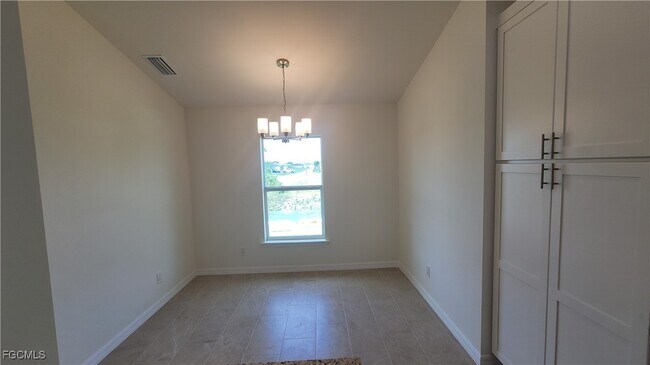 Building Photo - 4016 NE 12th Ct