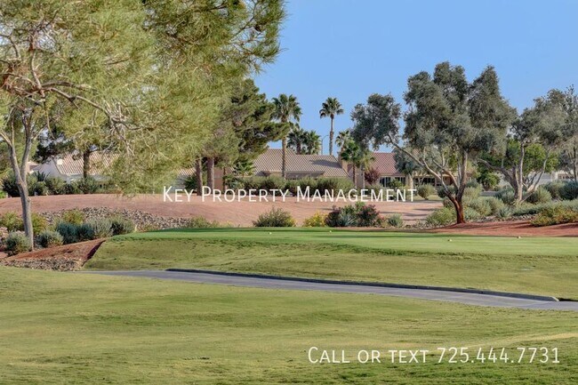 Building Photo - 2240 Sun Cliffs St