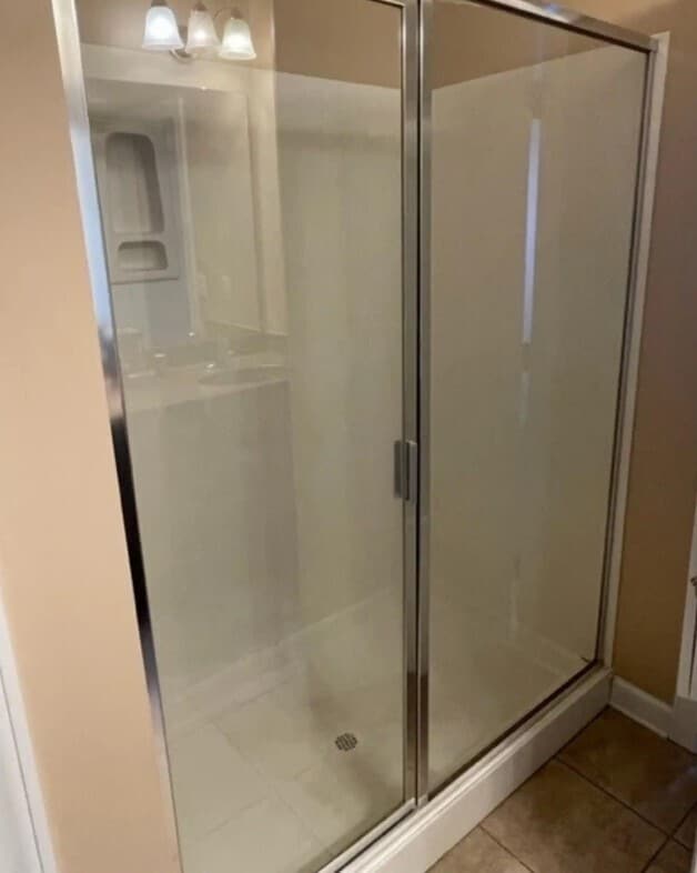 Building Photo - Spacious 3-Bedroom Townhome in the Riviera...