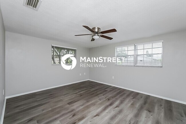Building Photo - 3 Bedroom Pet-Friendly Home in PORT RICHEY, FL with Main Street Renewal