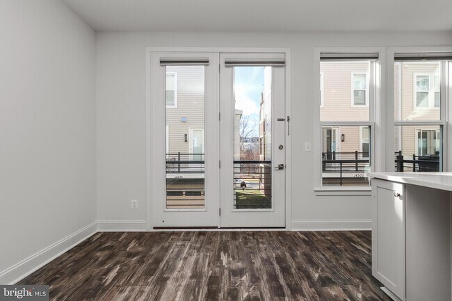 Building Photo - 14583 Lakestone Dr