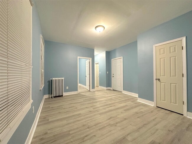 Building Photo - 46 Benkard Ave