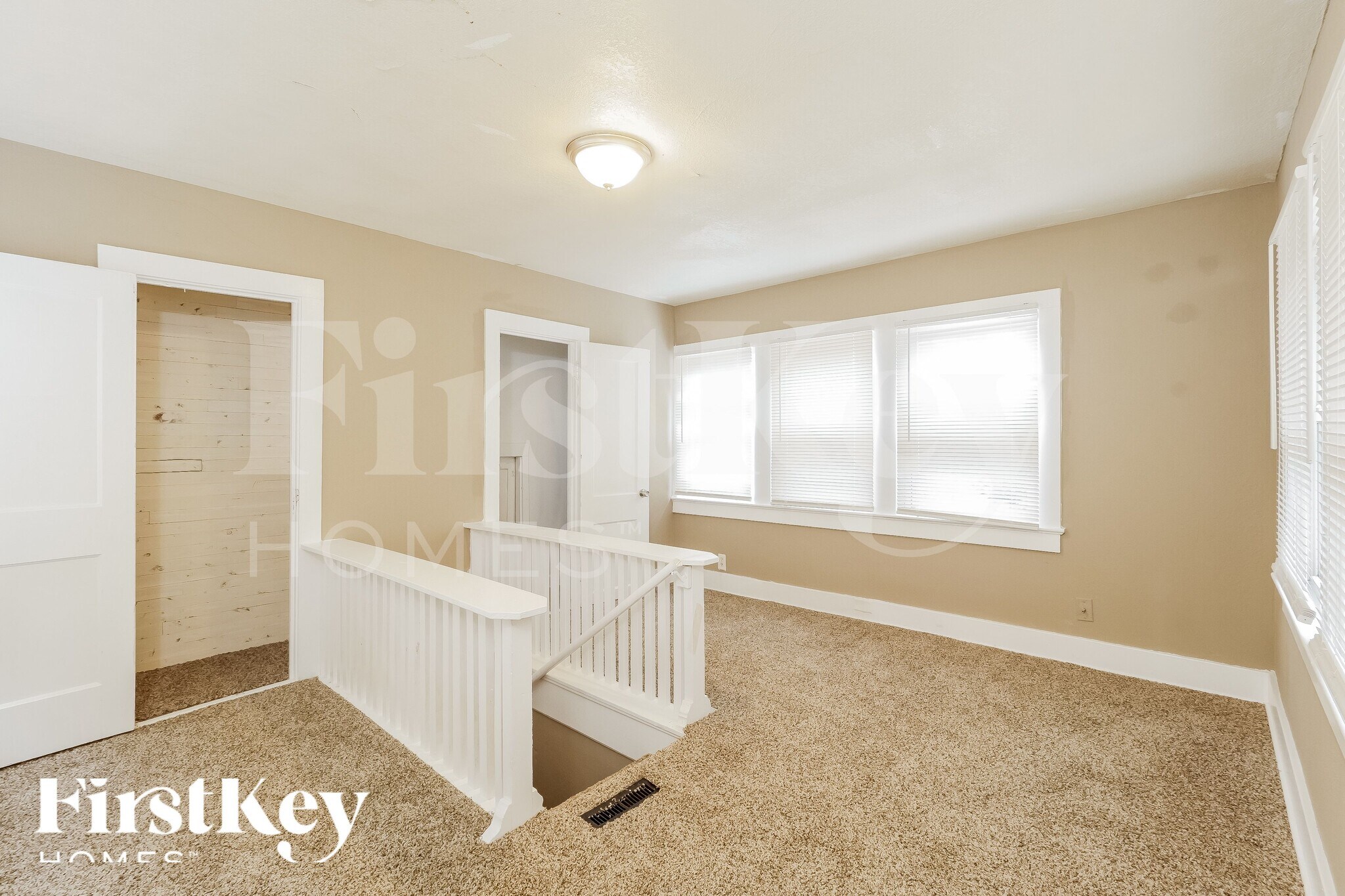 Building Photo - 6220 Tracy Ave