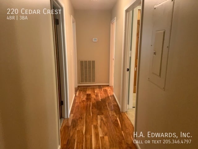 Building Photo - 220 Cedar Crest