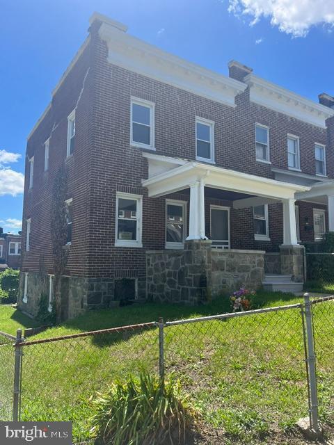Building Photo - 787 Linnard St