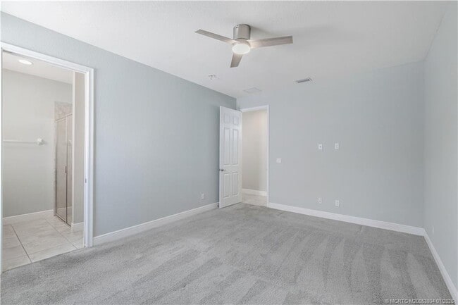 Building Photo - 4982 SE Railway Ave