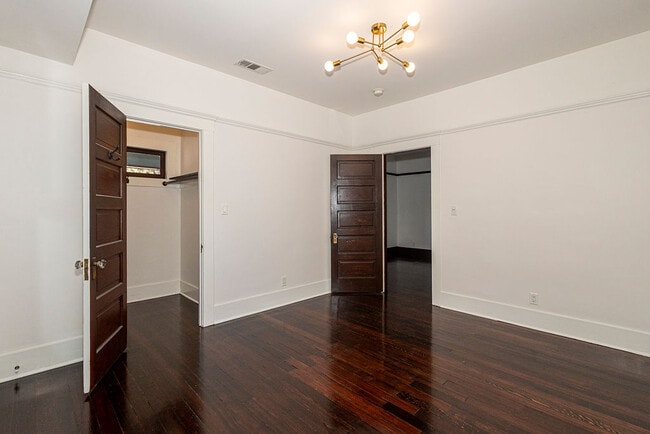 Building Photo - 1616 Bridge St