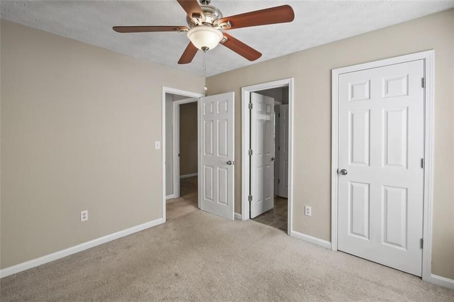 Building Photo - 1442 Glenover Cir