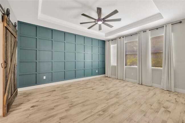 Building Photo - 6518 Park Strand Dr
