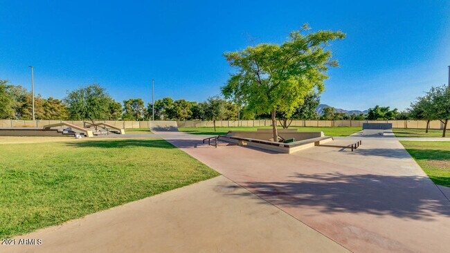 Building Photo - 36071 Seville Dr