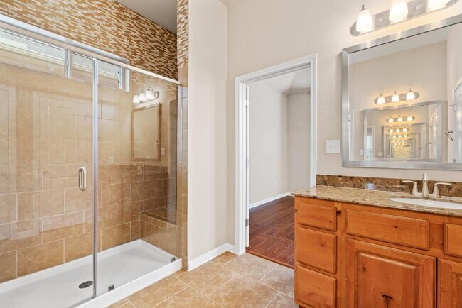 Building Photo - 121 Greene