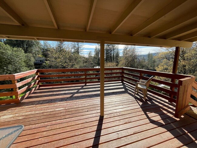 Building Photo - 43126 E Sugar Pine Dr