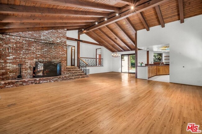 Building Photo - 535 Crater Camp Dr