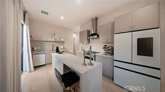 Building Photo - 8840 Ashcroft Ave