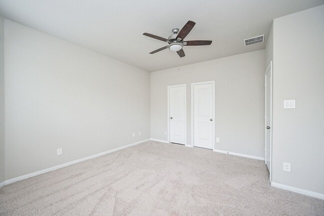 Building Photo - 2710 Hoffman Ln