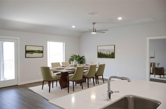 Building Photo - 4000 Falcon Dr