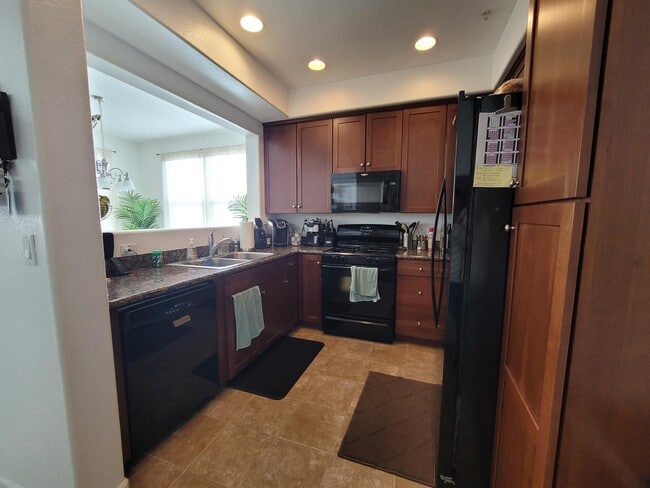 Building Photo - 8338 Crystal Walk Cir
