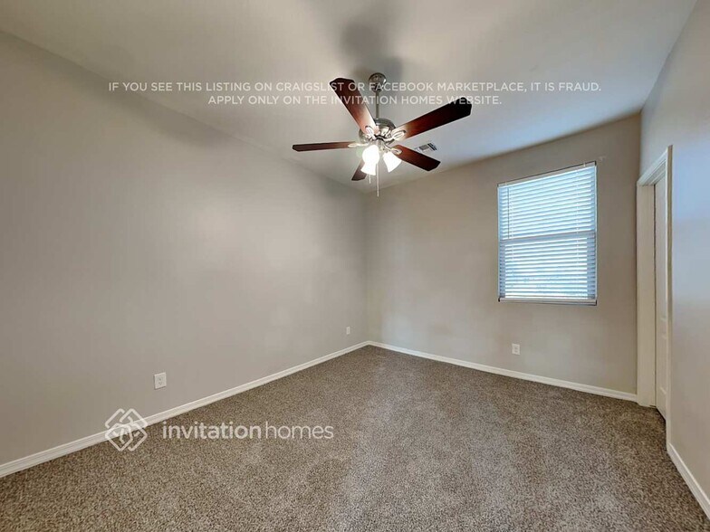 Building Photo - 19738 W Monroe St