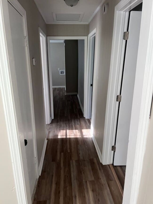Building Photo - 4 Success is now offering this cute 3bd/2b...