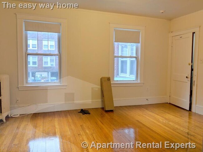 Primary Photo - 157 Summer St