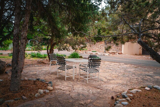 Building Photo - Beautiful Apartment at Los Pueblos de Santa Fe