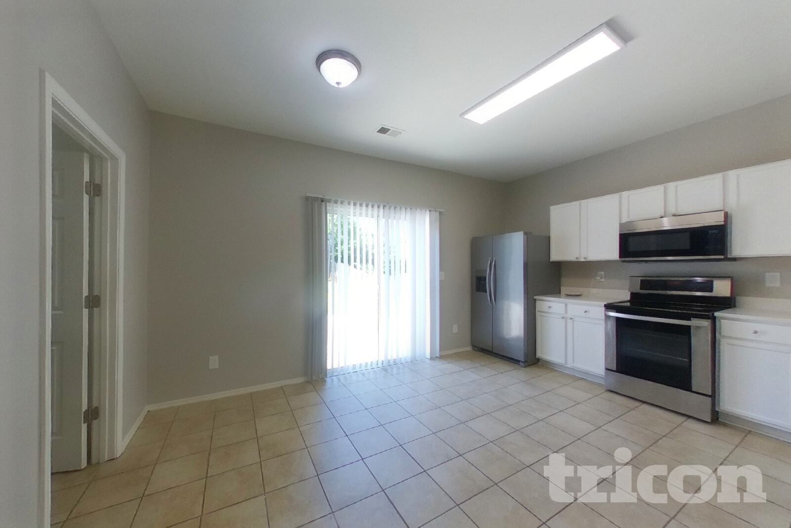 Building Photo - 2226 Buckleigh Dr
