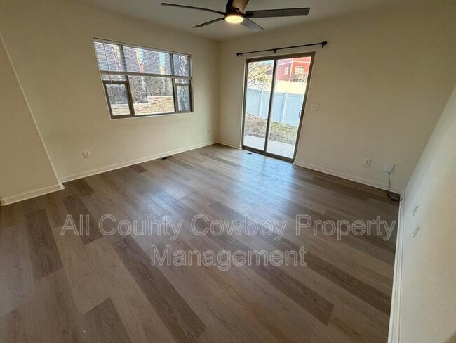 Building Photo - 6962 Wild Bill Ct