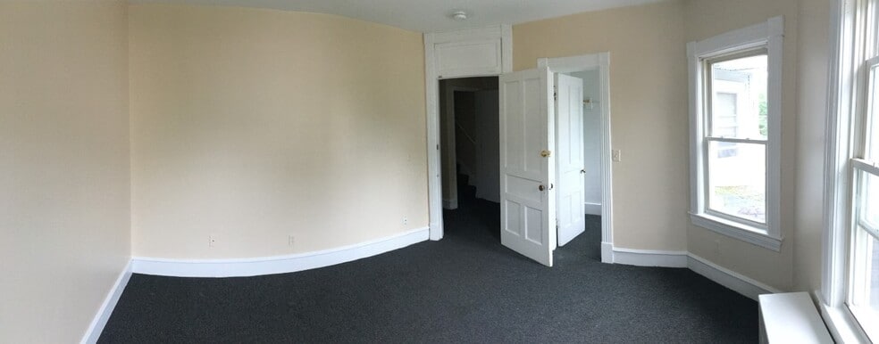 2nd fl bdrm - 11 Hickok Pl