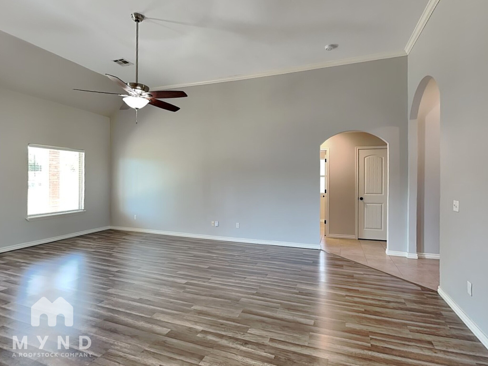 Building Photo - 3204 Valley Hollow