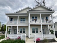 Building Photo - 820 Nixon St