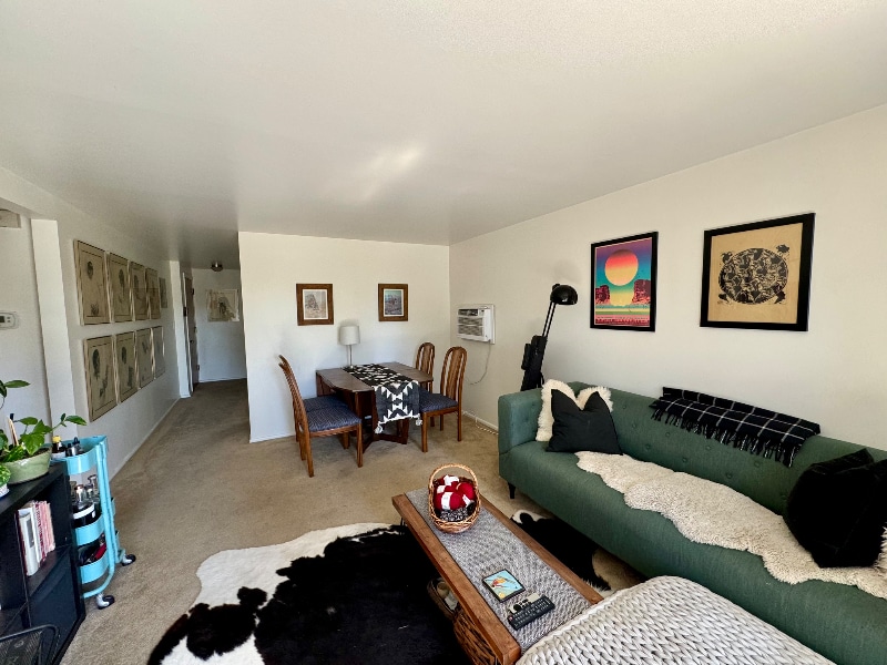 Building Photo - 673 E 6th Ave