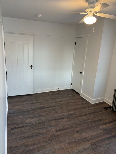 Building Photo - 1408 W Main St