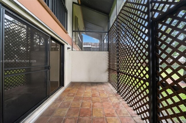 Building Photo - 4241 SW 71st Ter
