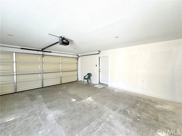 Building Photo - 14062 Carfax Ave