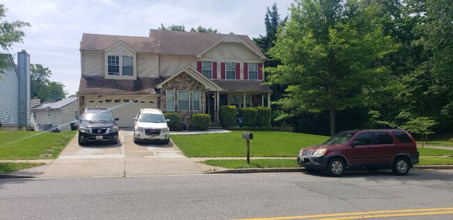 Building Photo - 10101 Palamar Dr