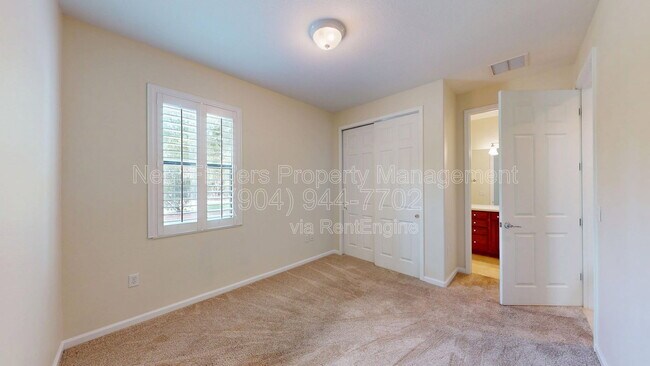 Building Photo - 453 River Run Blvd