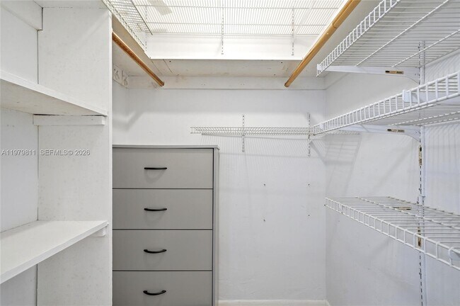 Building Photo - 1747 Rodman St