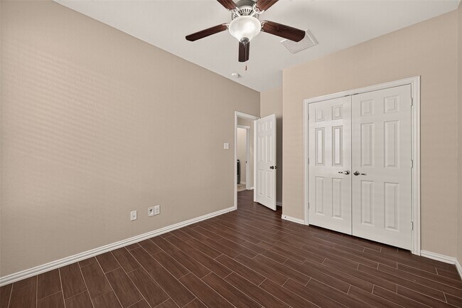 Building Photo - 12107 Redbud Brook Trail