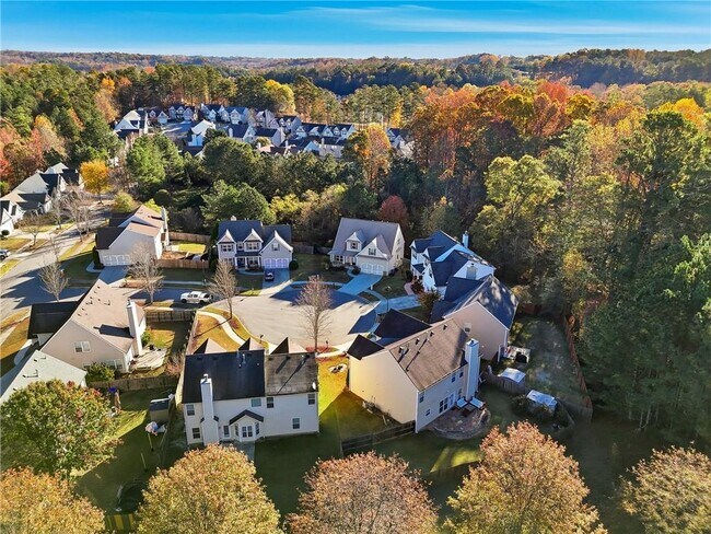 Building Photo - 5670 Winter Bluff Way NE