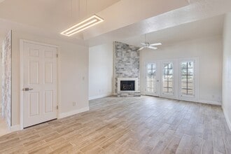 Building Photo - Arizona Biltmore Links Golf Course Condo now available!