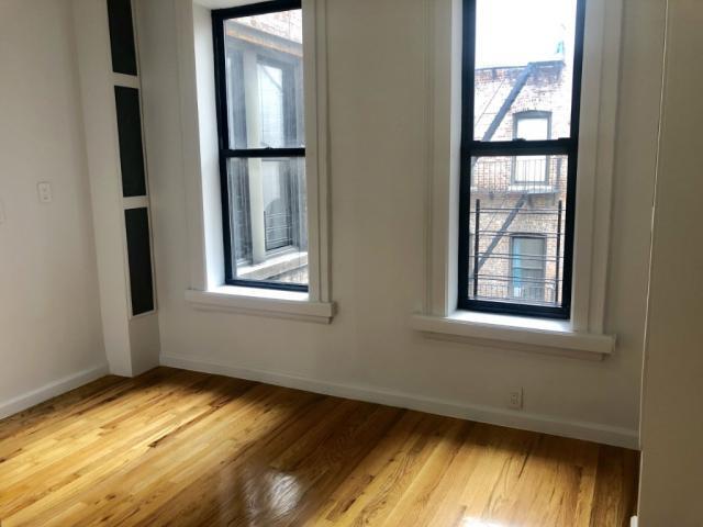 Building Photo - 3 bedroom in NEW YORK NY 10033