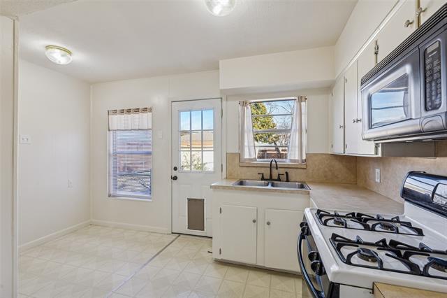 Building Photo - 6341 Sudbury Dr