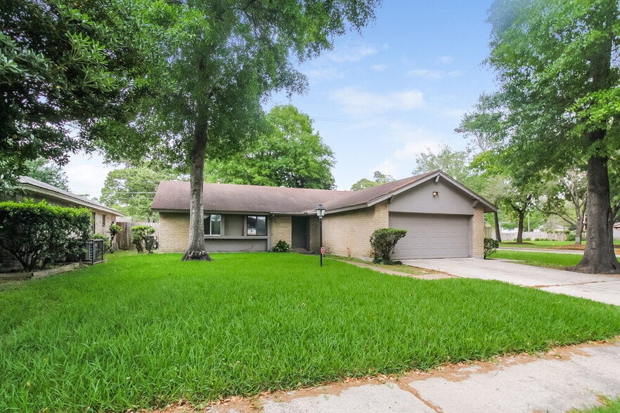 Building Photo - 5327 Enchanted Timbers Dr