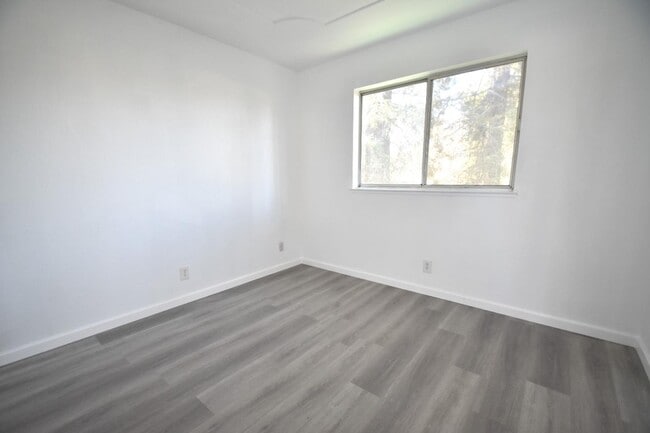 Building Photo - 5469 Giuffrida Ct