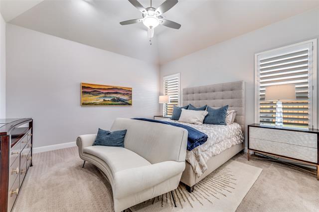 Building Photo - 3945 Wellesley Ave