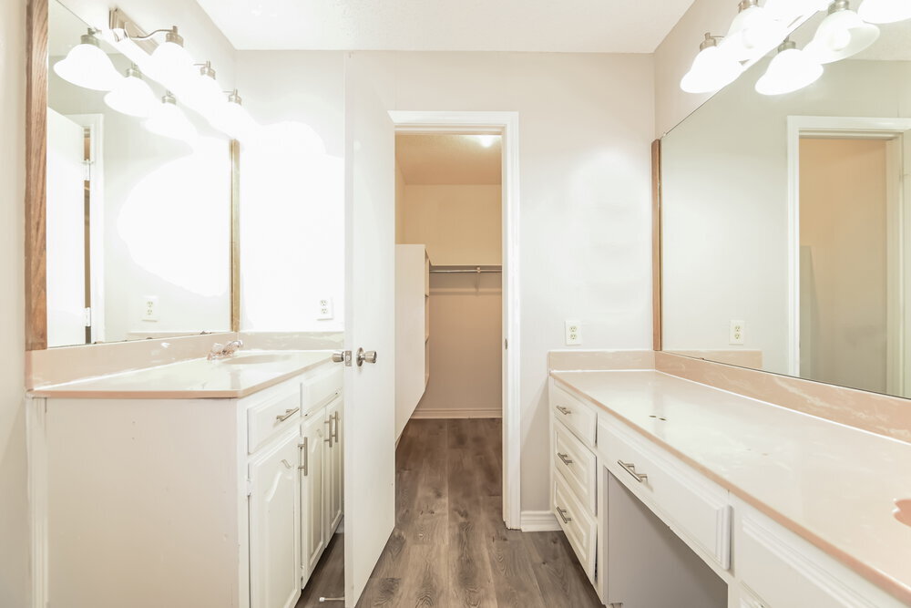 Building Photo - 1311 Mallard Dr