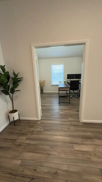 Building Photo - 1312 Hunters Rdg Dr