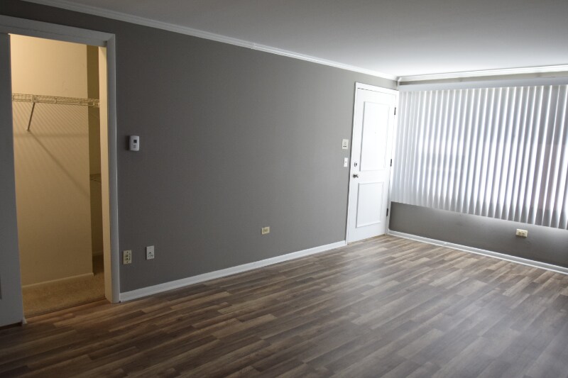 Building Photo - 1469 Ashland Ave